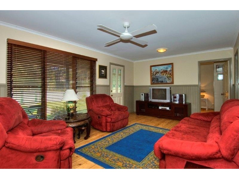 41 Mortimer Road, Falls Creek NSW 2540