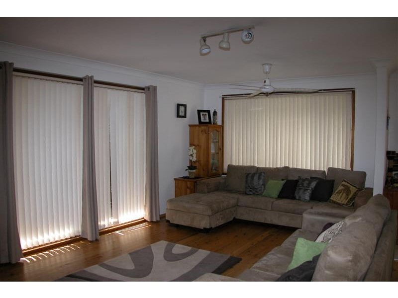 9 Windsor Drive, Berry NSW 2535