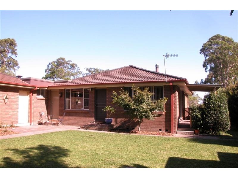 9 Windsor Drive, Berry NSW 2535