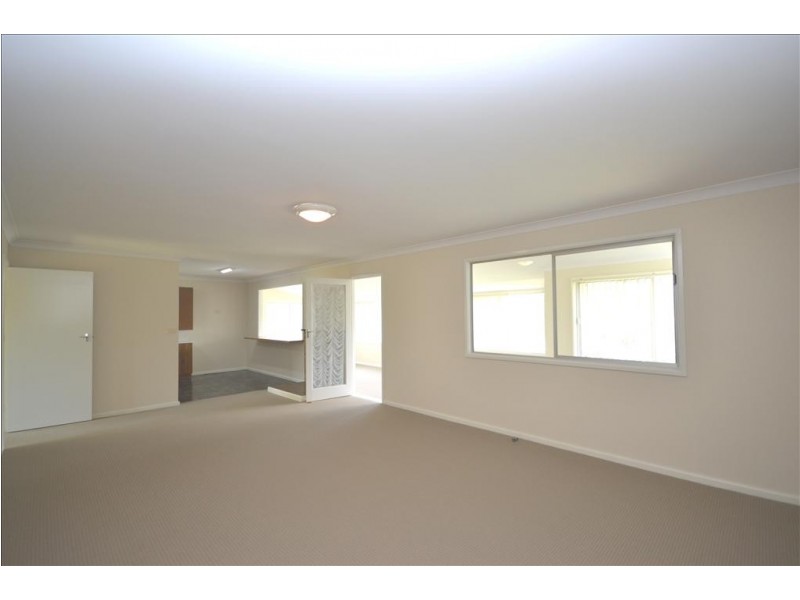 20 Crookhaven Drive, Greenwell Point NSW 2540