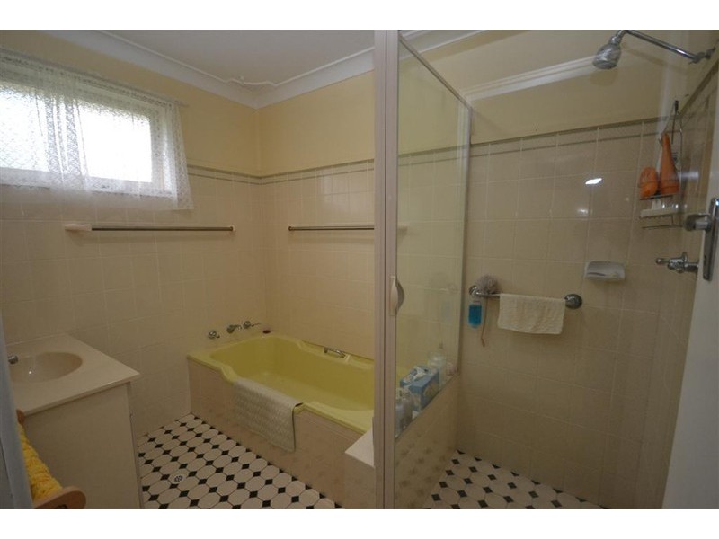 81 Bunberra Street, Bomaderry NSW 2541