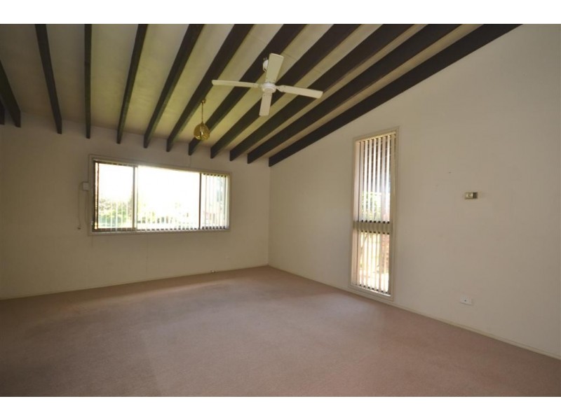 4 Florence Place, Nowra NSW 2541