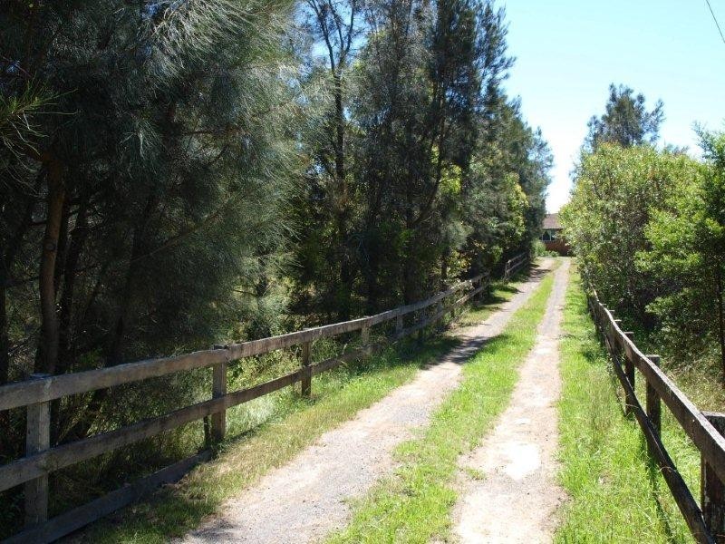 122 Parma Road, Falls Creek NSW 2540