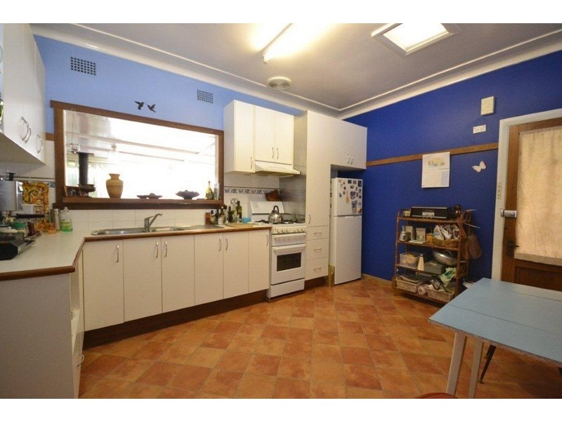 9 Gould Avenue, Nowra NSW 2541