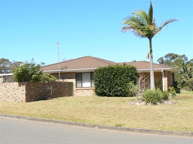 9 Gray Close, Shoalhaven Heads NSW 2535