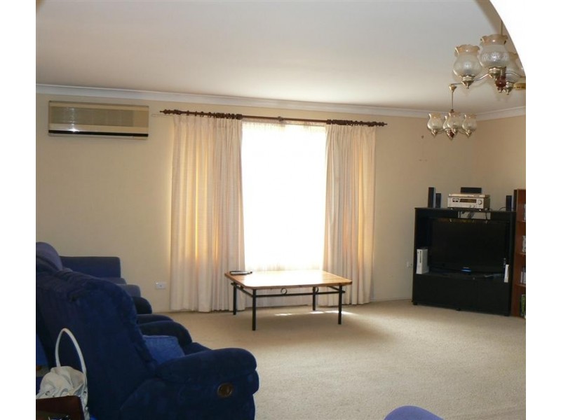 9 Gray Close, Shoalhaven Heads NSW 2535