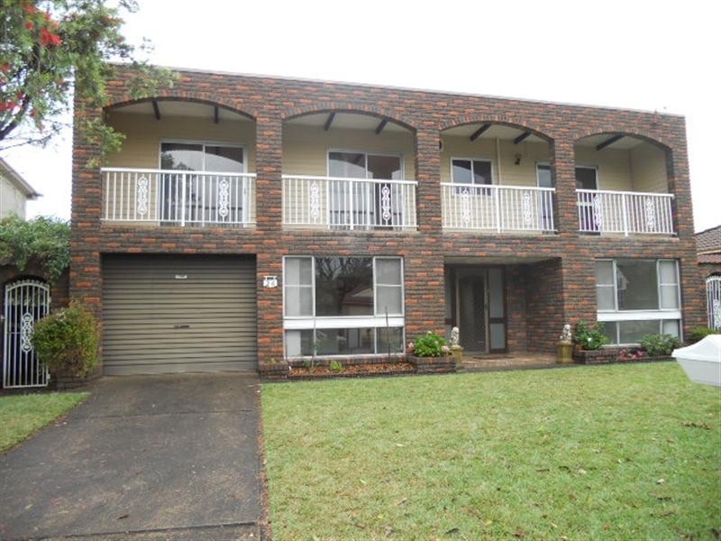 24 Oval Drive, Shoalhaven Heads NSW 2535