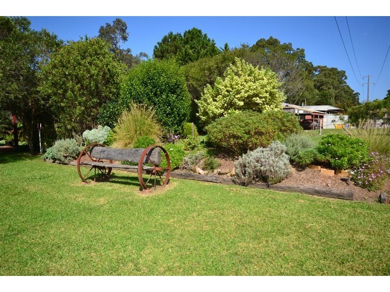 1056A Princes Highway, Falls Creek NSW 2540