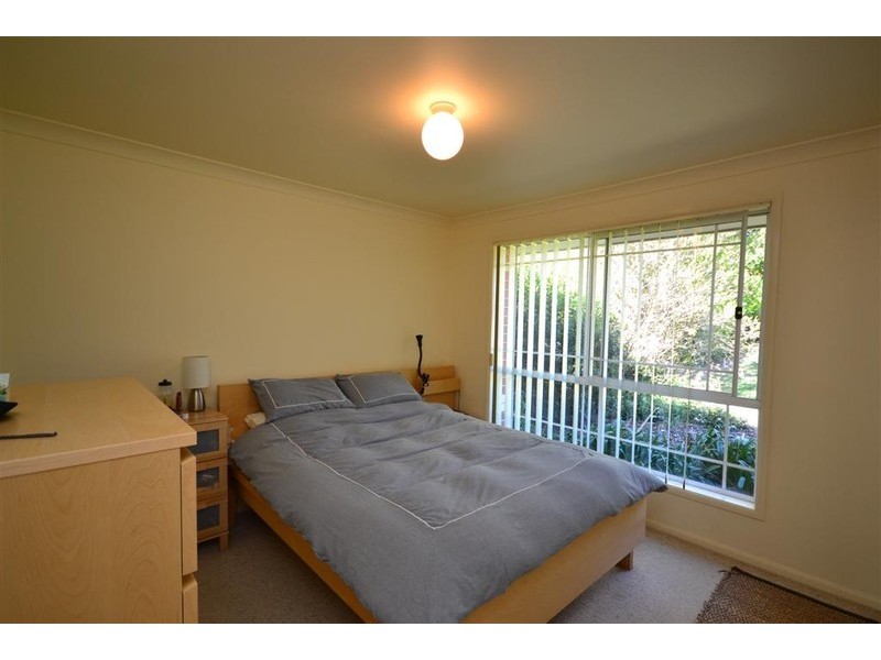 10 Hamilton Place, Bomaderry NSW 2541