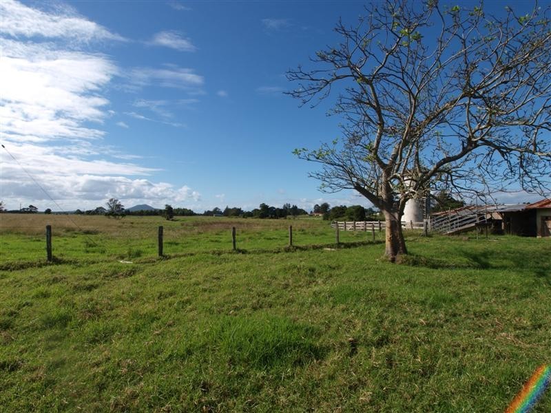 C190 Princes Highway, Meroo Meadow NSW 2540
