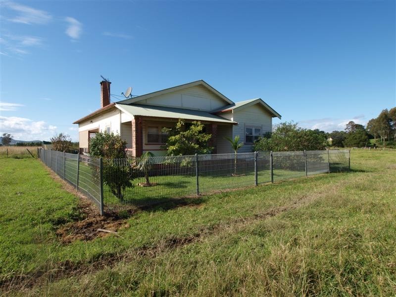 C190 Princes Highway, Meroo Meadow NSW 2540