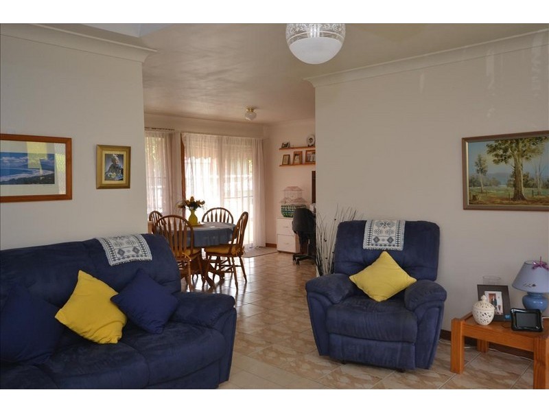 1/18 Wilari Close, Bomaderry NSW 2541