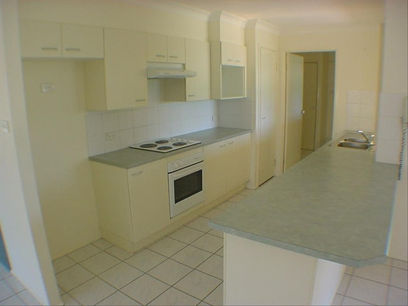 54 Robinia Way, Worrigee NSW 2540