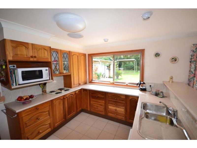 16 Bimbimbie Avenue, Bangalee NSW 2541