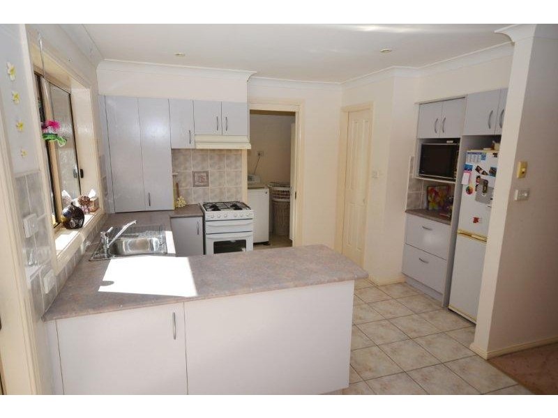 16 Bimbimbie Avenue, Bangalee NSW 2541