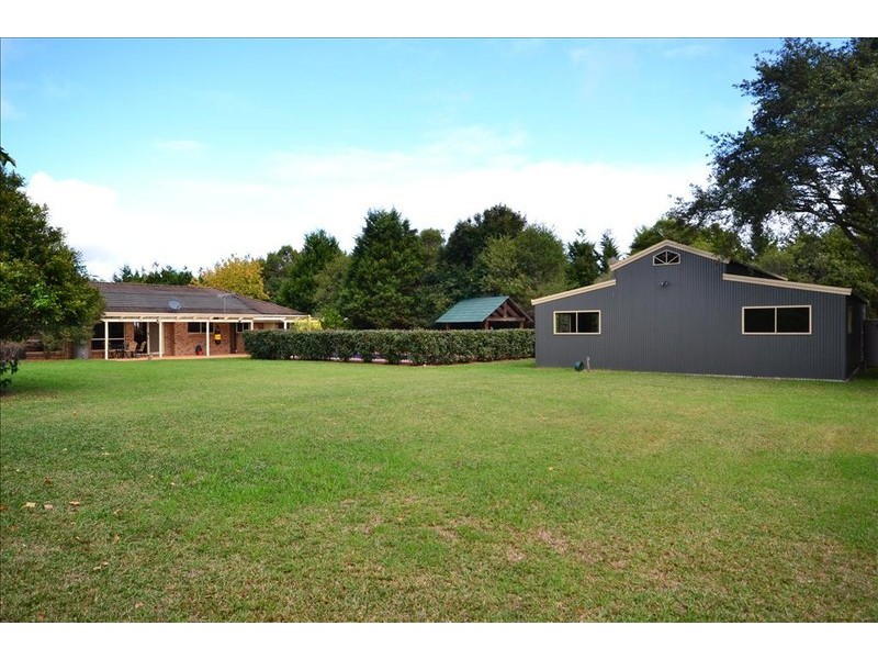 5 Peachey Close, Bomaderry NSW 2541