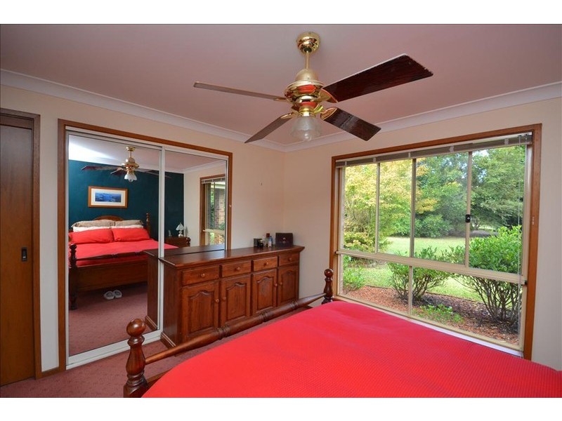 5 Peachey Close, Bomaderry NSW 2541