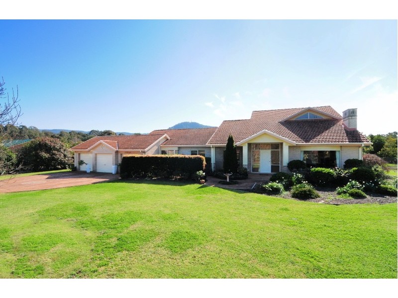 31 Tartarian Crescent, Bomaderry NSW 2541