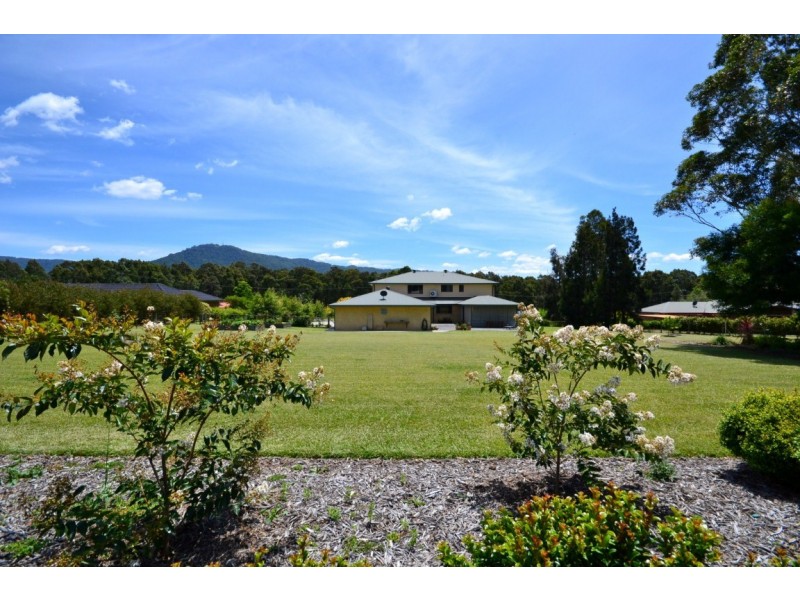 38 Tartarian Crescent, Bomaderry NSW 2541