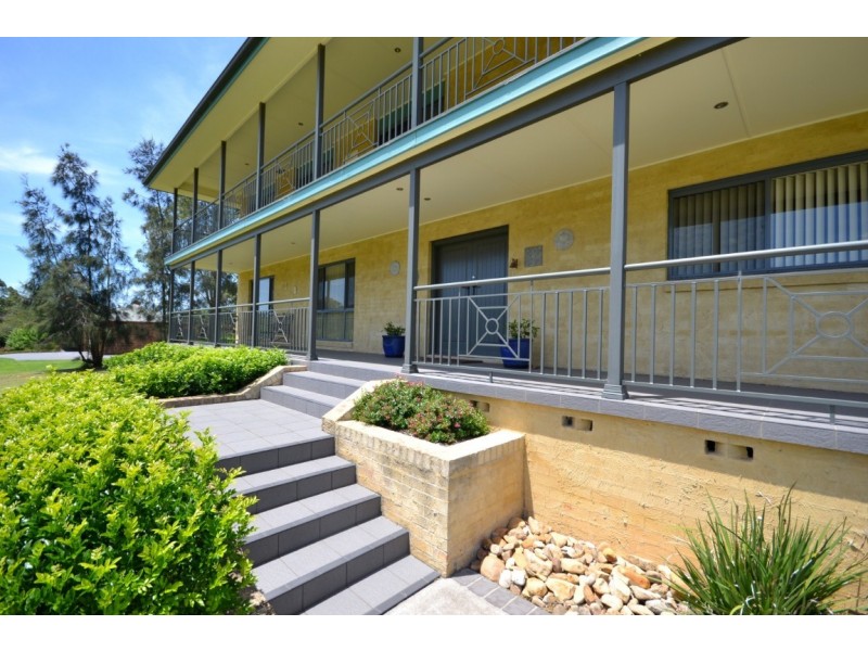 38 Tartarian Crescent, Bomaderry NSW 2541