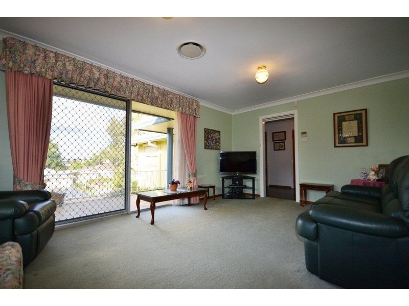 13 Colyer Avenue, Nowra NSW 2541