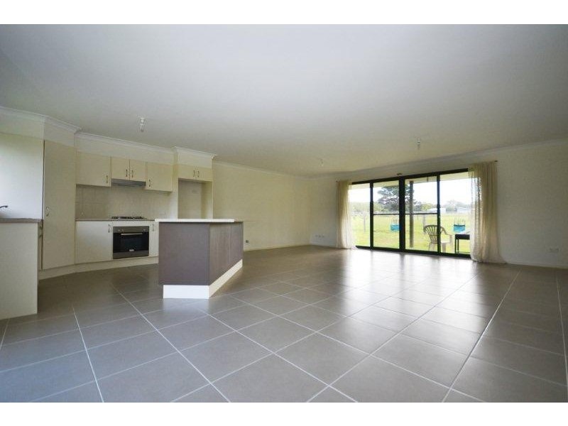 49 Tallais Close, Worrigee NSW 2540