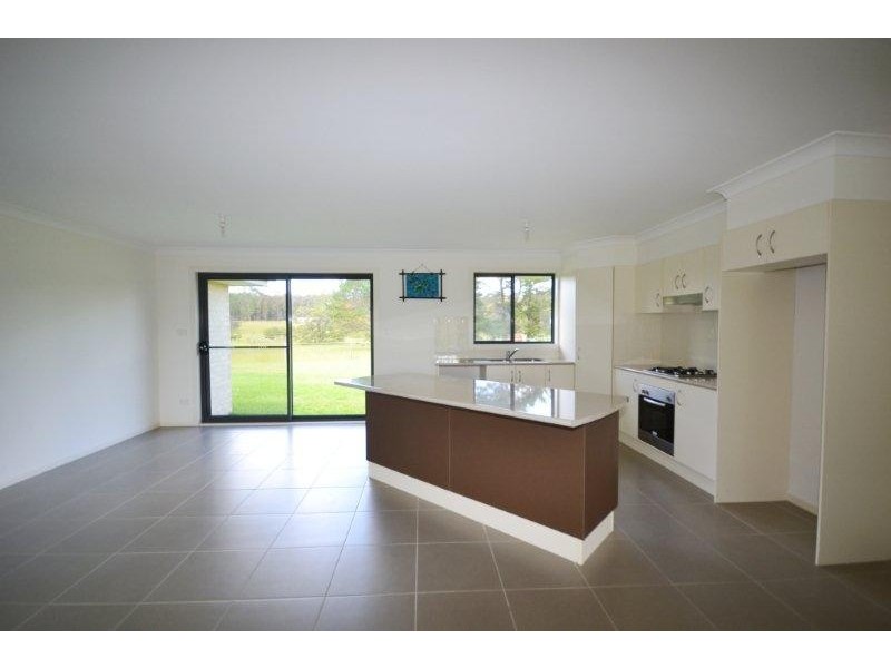 49 Tallais Close, Worrigee NSW 2540