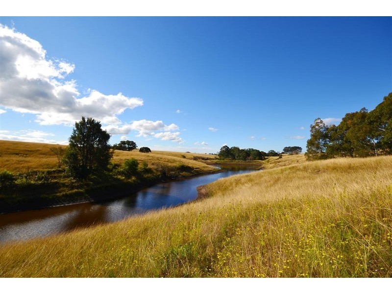 710 Parma Road, Falls Creek NSW 2540