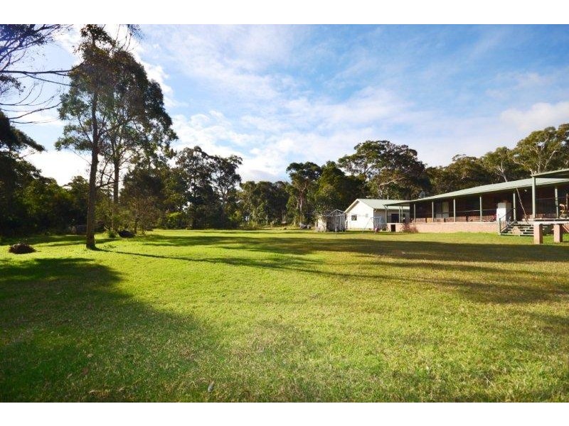 124 Watt Road via Peterson Rd, Falls Creek NSW 2540