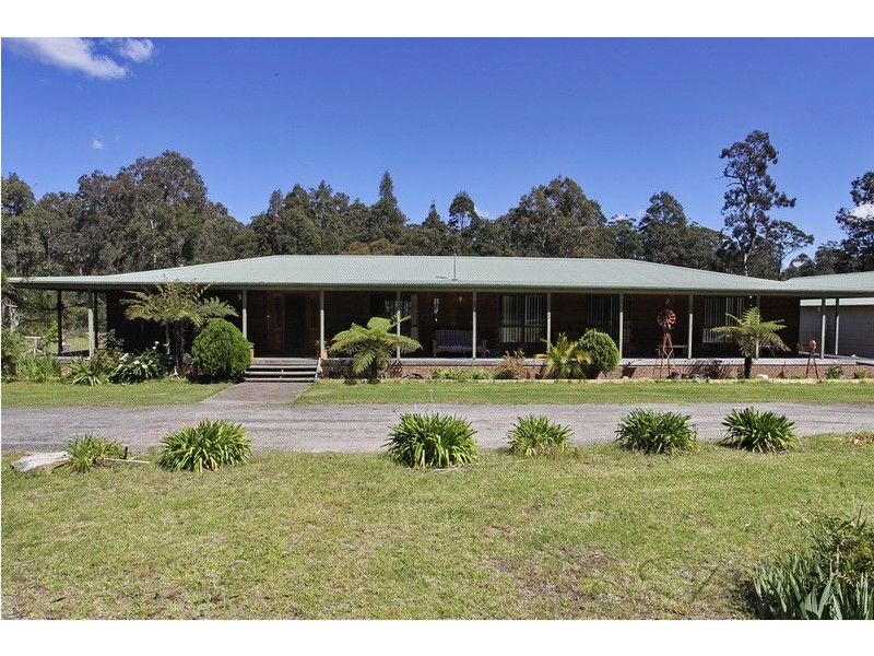 124 Watt Road via Peterson Rd, Falls Creek NSW 2540