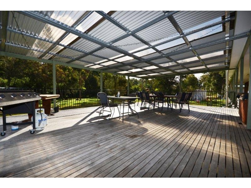 124 Watt Road via Peterson Rd, Falls Creek NSW 2540