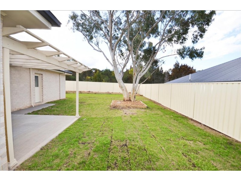 4 Zieria Avenue, North Nowra NSW 2541