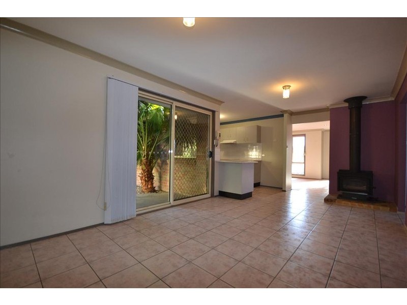 5 Nundah Close, Bomaderry NSW 2541