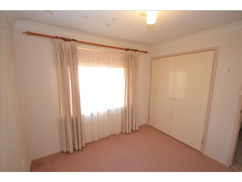 5 Nundah Close, Bomaderry NSW 2541