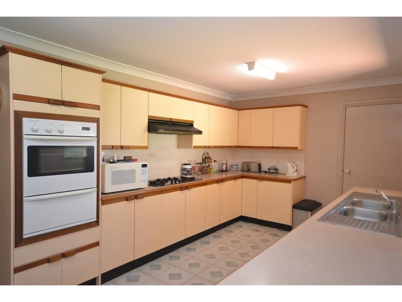 24 Golden Cane Avenue, North Nowra NSW 2541