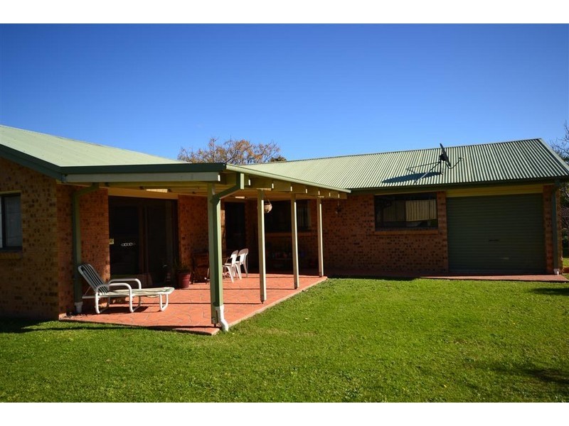 24 Golden Cane Avenue, North Nowra NSW 2541