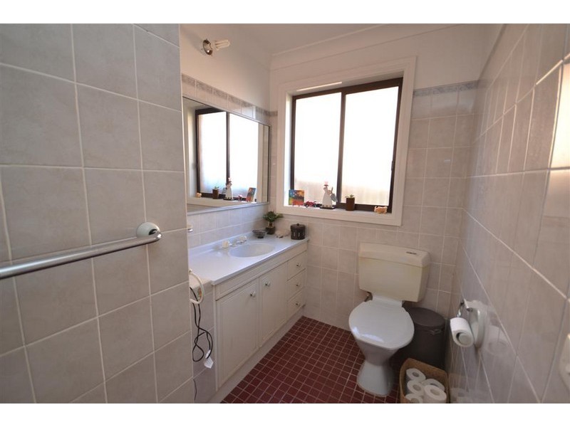 24 Golden Cane Avenue, North Nowra NSW 2541