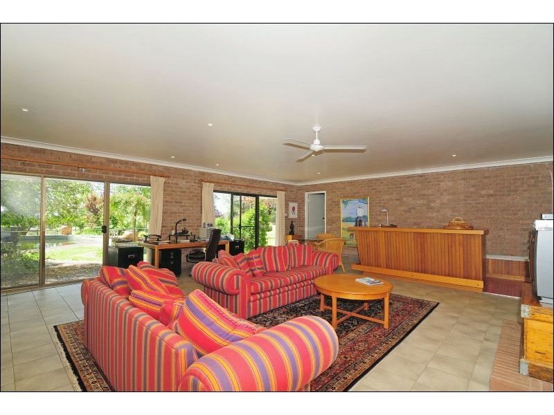 213 Gannet Road, Nowra Hill NSW 2540