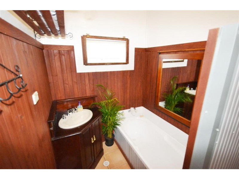 141 Berry Street, Nowra NSW 2541