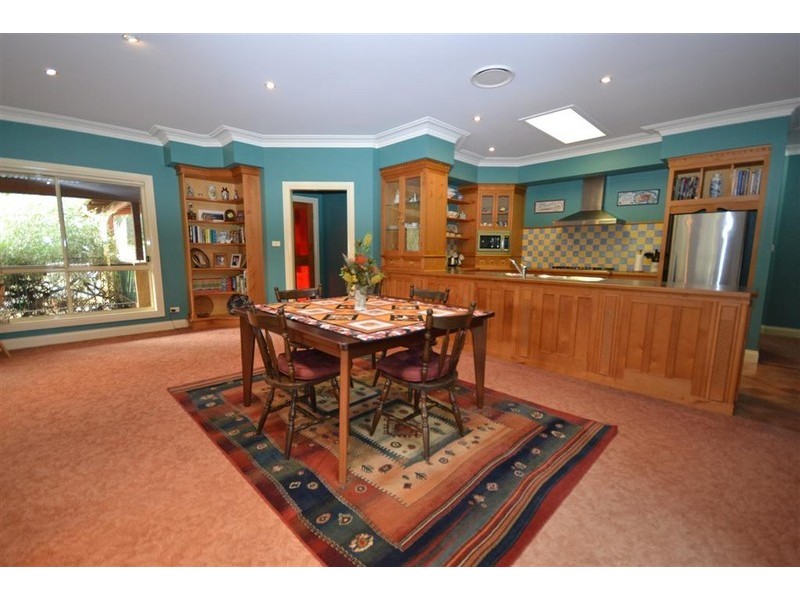 18 Gardner Road, Falls Creek NSW 2540