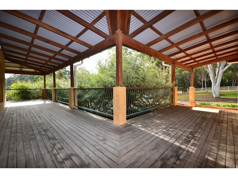 18 Gardner Road, Falls Creek NSW 2540