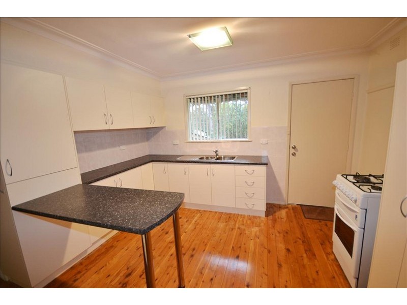 385 Princes Highway, Bomaderry NSW 2541