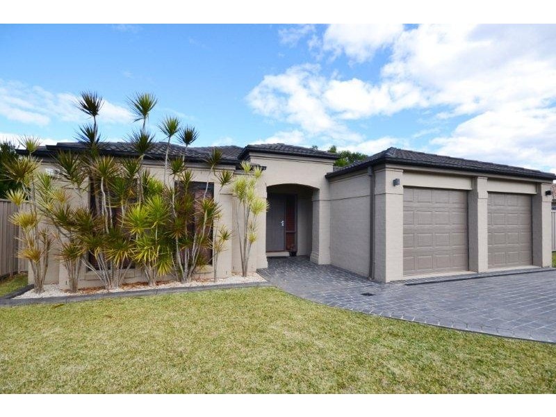 37 Emerald Drive, Meroo Meadow NSW 2540