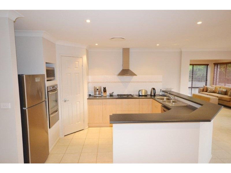 37 Emerald Drive, Meroo Meadow NSW 2540