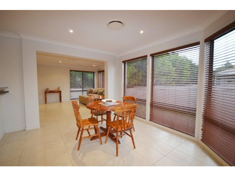 37 Emerald Drive, Meroo Meadow NSW 2540