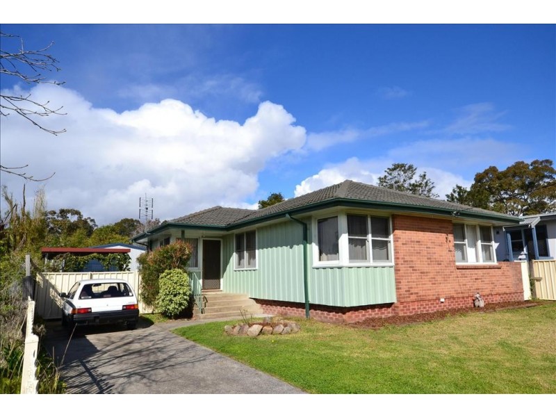 24 Quiberon Street, Nowra NSW 2541