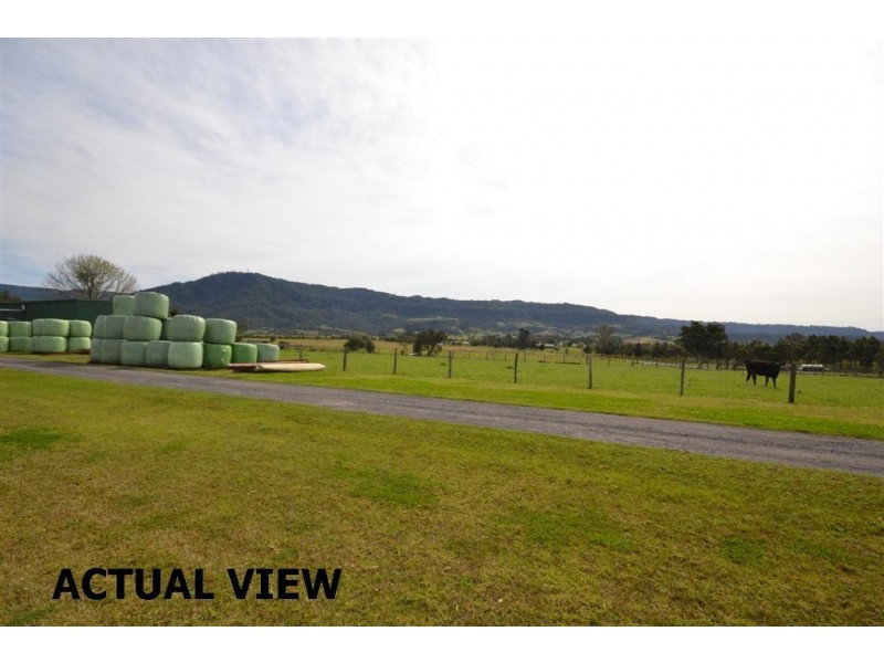 6 Ruby Lane, Meroo Meadow NSW 2540