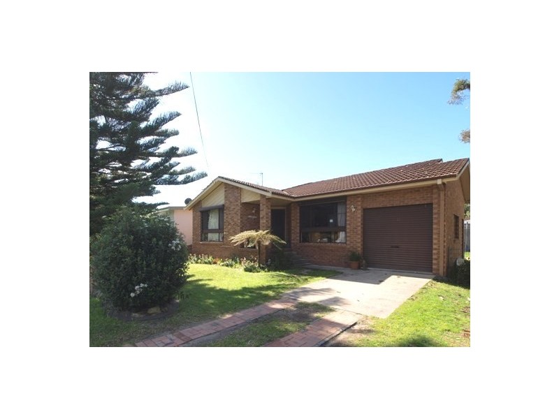 66 Jerry Bailey  Road, Shoalhaven Heads NSW 2535