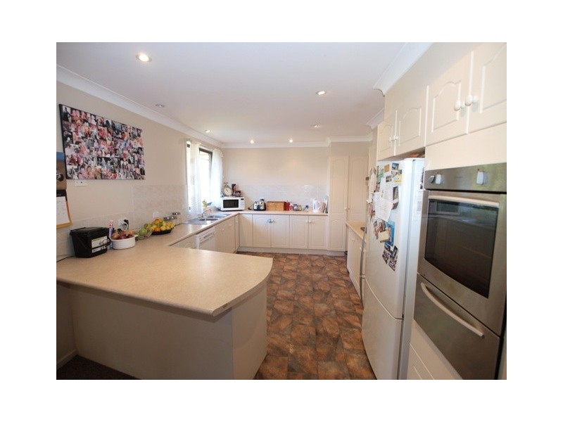 66 Jerry Bailey  Road, Shoalhaven Heads NSW 2535