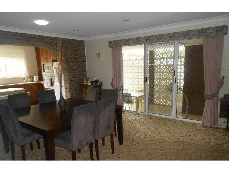 12 Bolt Street, Shoalhaven Heads NSW 2535